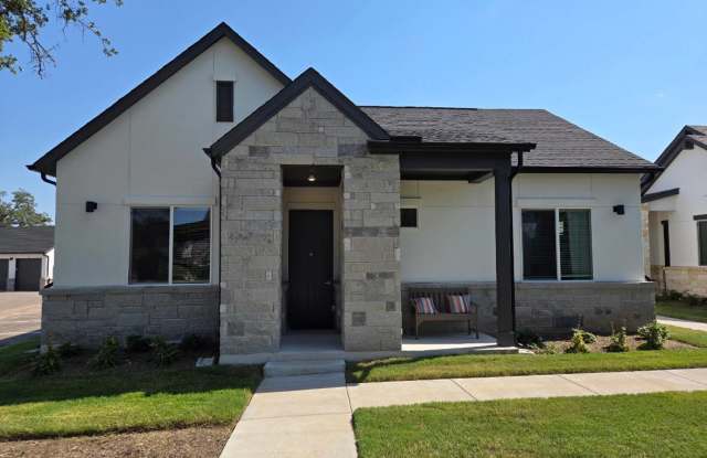 Avilla Berry Creek photos photos