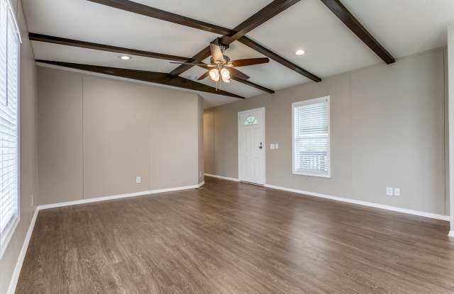 7151 Woodlake Parkway #271#271 Gallery 4