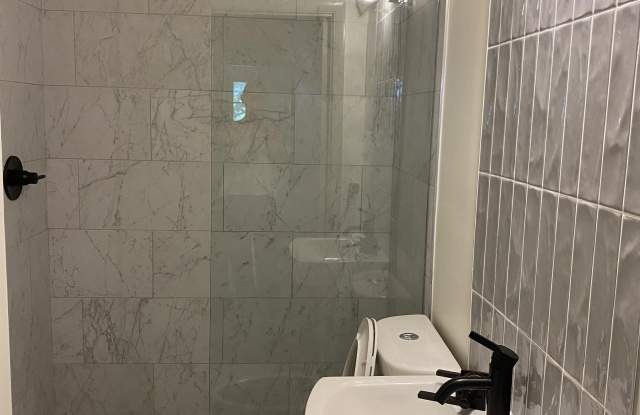 3204 Blair BoulevardUnit B photos photos