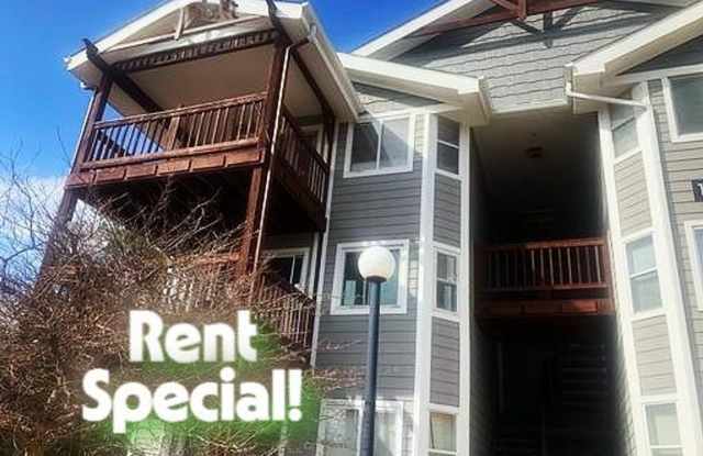 1 month FREE RENT on 15 month lease OR 1/2 month FREE RENT on 12 month lease photos photos