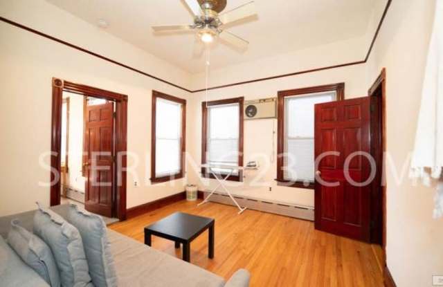 30-31 30TH ST. Gallery 2