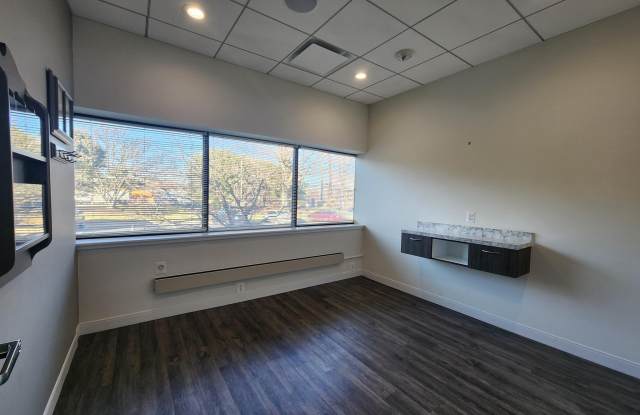 11495 SUNSET HILLS Road photos photos