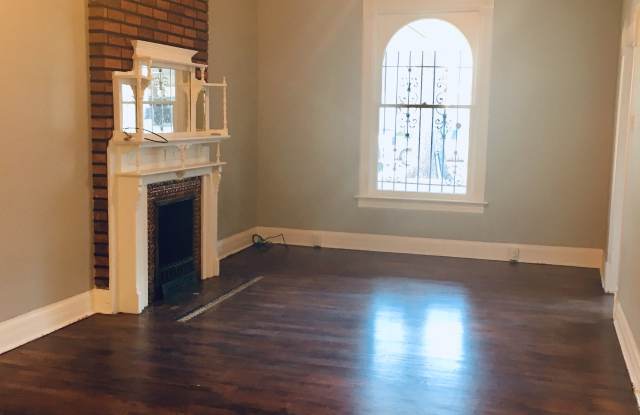 1935 W 35th Ave Gallery 2