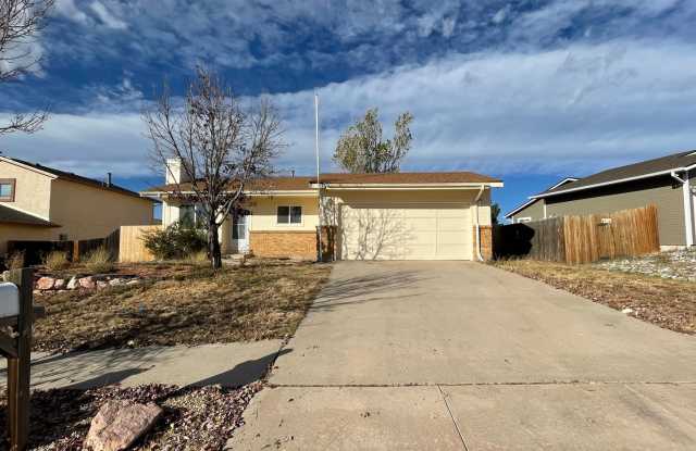 2 Bedroom 1 Bath Rancher in Constitution Hills and Minutes to Peterson AFB photos photos