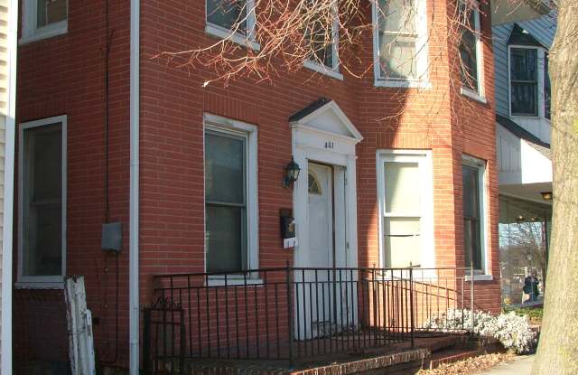 441 E. King St. - 4 BR/2 Bath House - $1400/ mo. photos photos