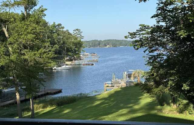 1132 Lamplighter Road Gallery 3