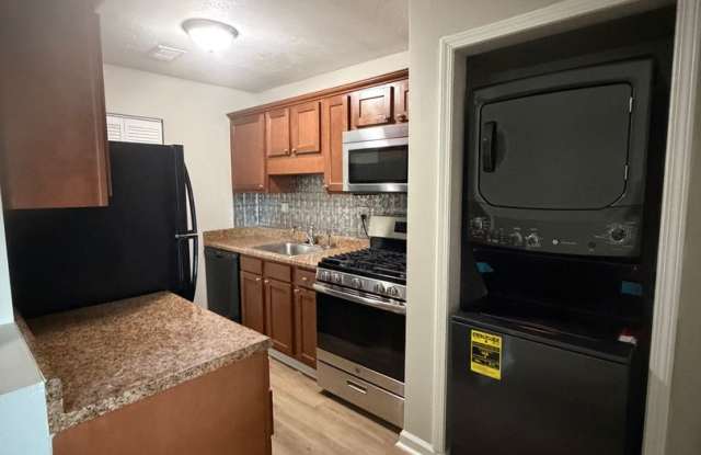 Experience Luxury Living at Bellagio Living II: Modern Apartments in Lawrence, Indiana Gallery 2