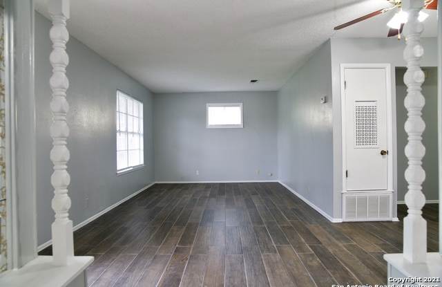 3230 Twining Dr Gallery 2