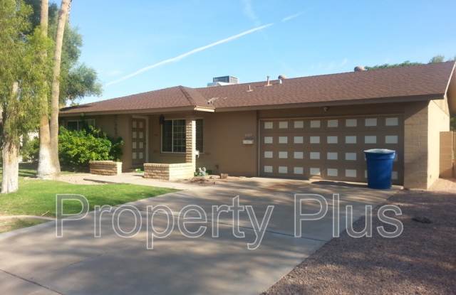 2427 E Cairo Dr - 2427 East Cairo Drive, Tempe, AZ 85282