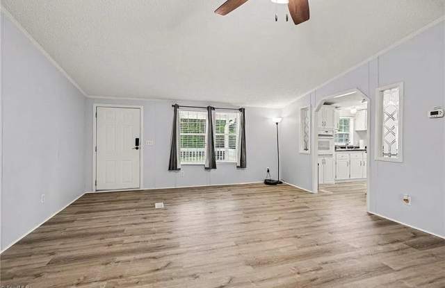 2298 Ray Loop Road Gallery 3