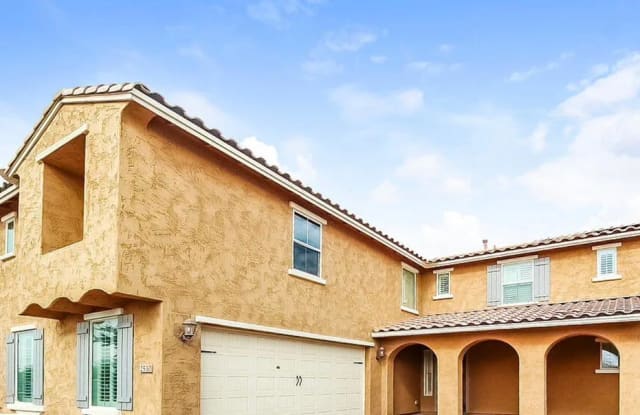 2530 W Perola Dr - 2530 West Perola Drive, Phoenix, AZ 85085