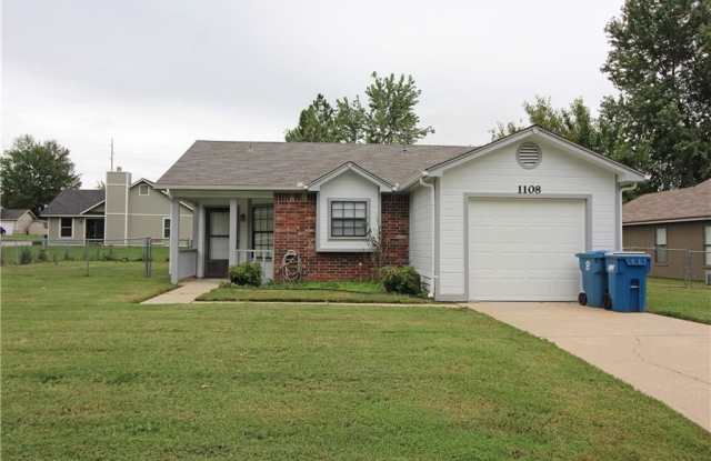 1108 Spriggs  CT Gallery 2