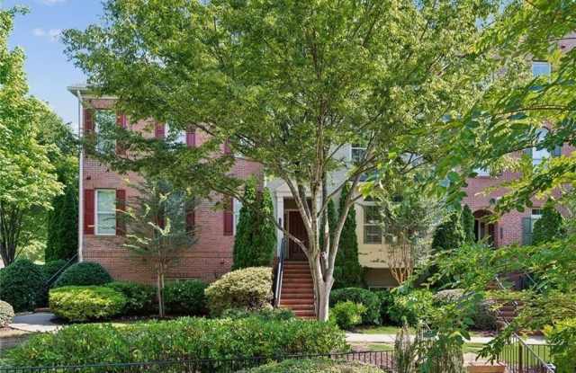 2707 Wander Lane photos photos