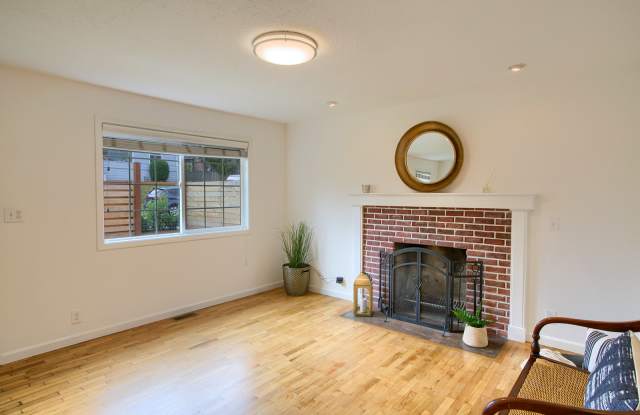 8116 50th Avenue South Gallery 3