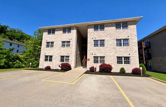323 Creekside Drive - 1 Gallery 1