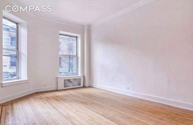 27 East 94th Street Gallery 2