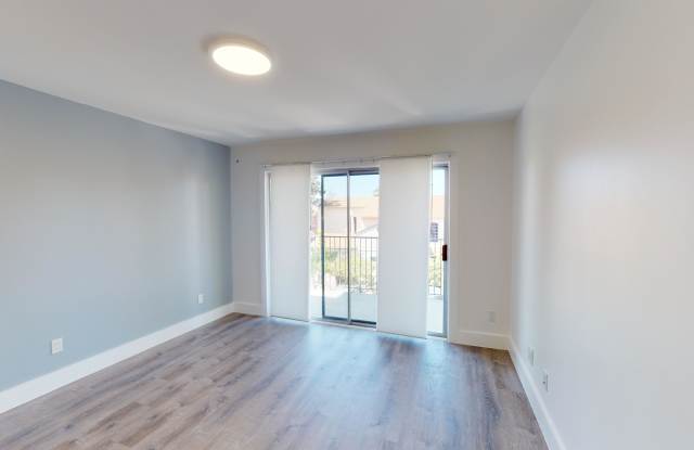 2252 Parker Street photos photos