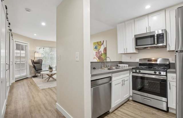 Woodland Trio Apartments Gallery 3