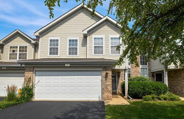 162 SHERWOOD Court - 162 Sherwood Ct, Roselle, IL 60172