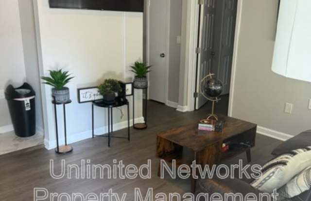 151 Lawton Street Southwest Gallery 2