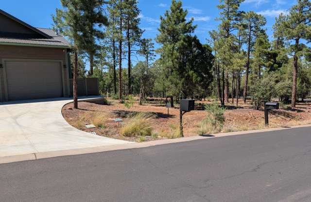 1630 S TWIN PEAK Trail Gallery 2