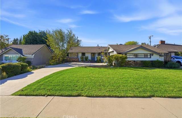 9207 Whitaker Avenue - 9207 Whitaker Avenue, Los Angeles, CA 91343