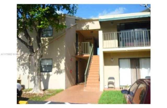 7401 Southwest 152ND AVE 1-202 - 7401 SW 152nd Ave, Kendall West, FL 33193