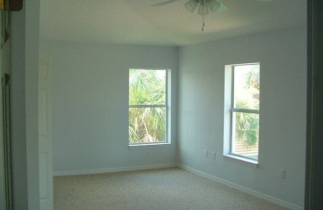 508 Eastwood Lane - 508 Eastwood Lane, Daytona Beach, FL 32118