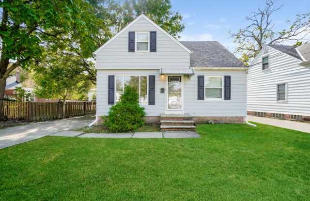 16 Broadmore Avenue photos photos
