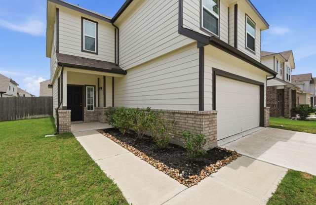 Entertainer’s Kitchen + Oversized Primary Suite | 4 Bed House in Bryan Gallery 3
