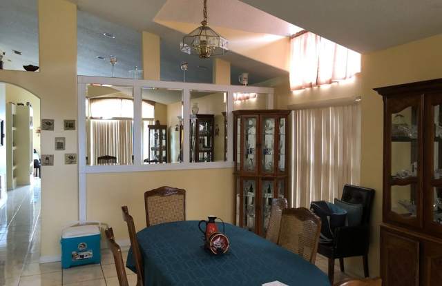 Beautiful 3 bedroom home located in Kissimmee photos photos