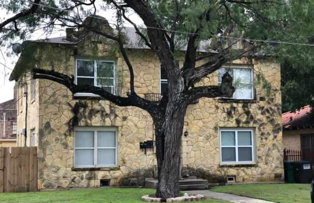 W. Mistletoe Ave-1702 photos photos W. Mistletoe Ave-1702 photos photos