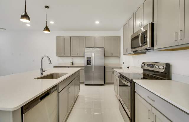 205 PRESERVE Trail S Gallery 4