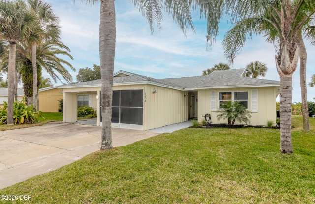 1206 Harbour Point Drive Gallery 1