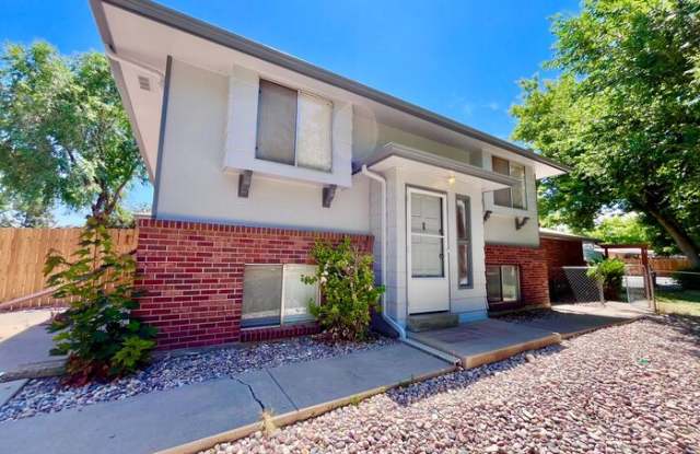 1604 Albany Avenue photos photos