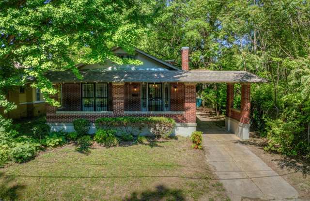 3BR/1BA Near Crosstown Concourse – New Lower Rent + $250 Off First Month! Gallery 3