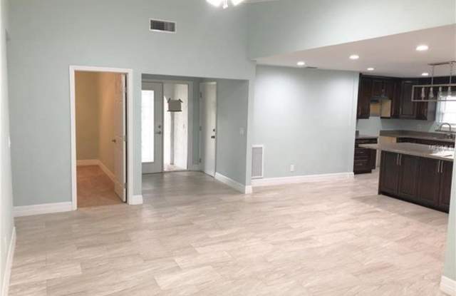 15 Harbor Oaks Circle Gallery 4