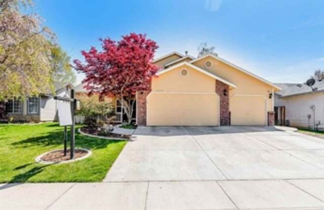 4 bed, 3 bath well appointed home with top schools and amenities photos photos