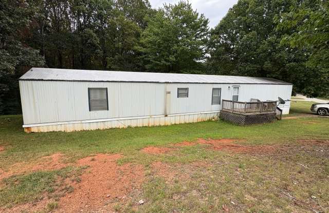 Spacious three bedroom, two bath singlewide in Rustburg photos photos