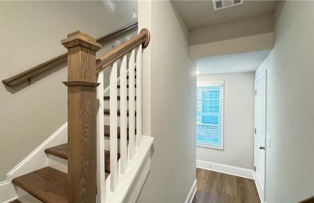 13040 Deerfield Parkway Gallery 2