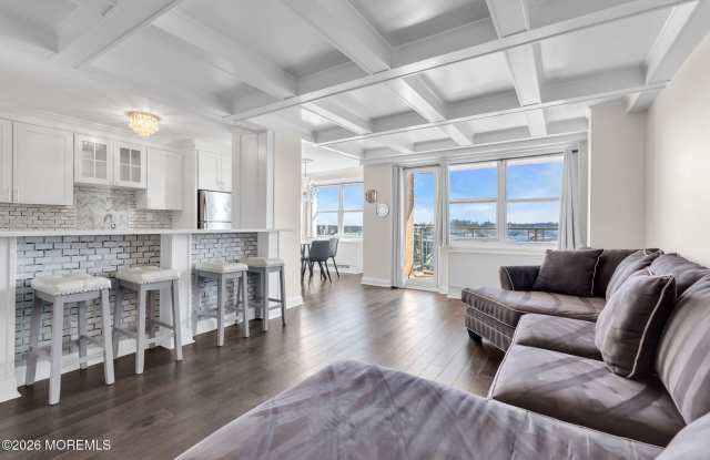 28 Riverside Avenue photos photos