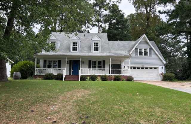 Charming Waterfront Home in Sought-After Chesopeian Colony "ASK ABOUT OUR ZERO DEPOSIT" photos photos