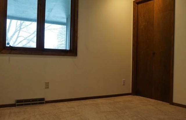 1519 12th Terrace NW - 1519 12th Terrace Northwest, New Brighton, MN 55112
