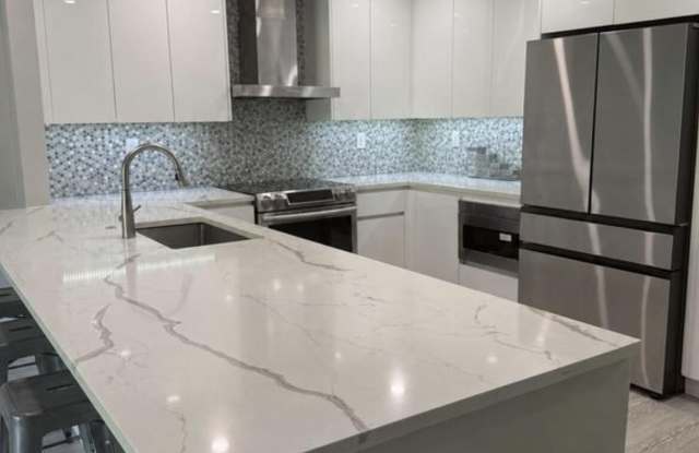 3951 NE 19TH Road photos photos
