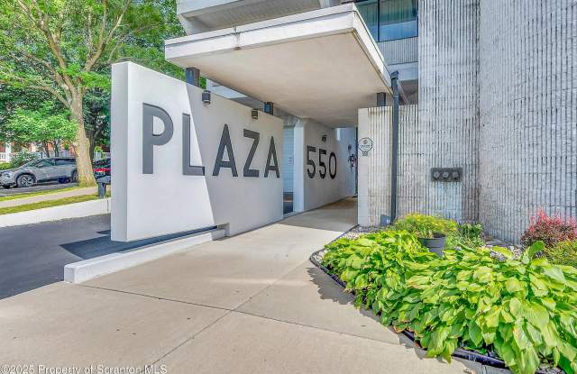 550 Clay Avenue photos photos