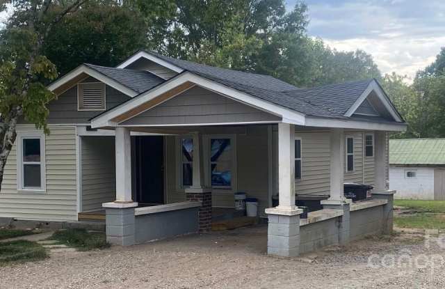 1332 7th Street - 1332 7th Street, Statesville, NC 28677
