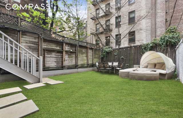 218 East 79th Street - 218 East 79th Street, New York City, NY 10075