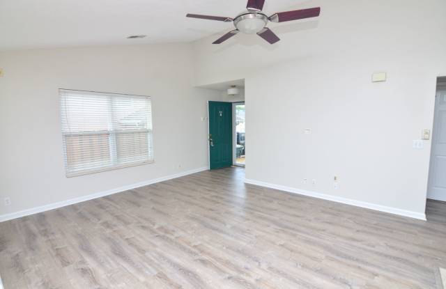 3637 Crossbrooke Dr. Gallery 4