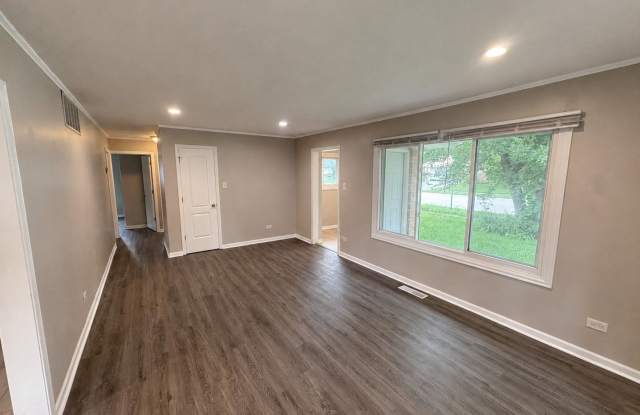 103 Shabbona Drive Gallery 3