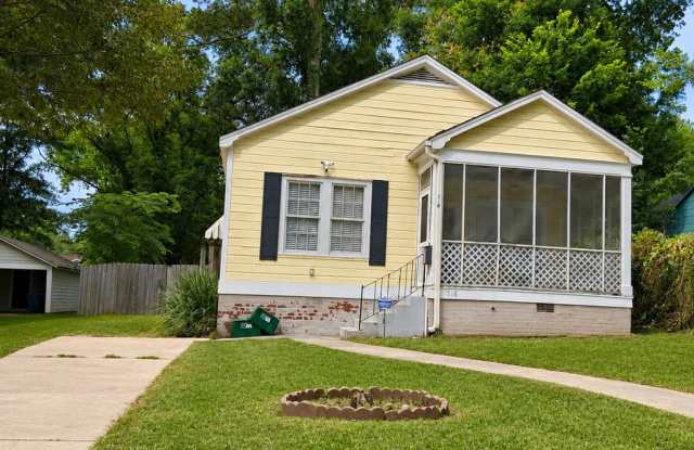 Beautiful Home in the Heart of Fondren | Prime Location Near UMMC & Downtown photos photos Beautiful Home in the Heart of Fondren | Prime Location Near UMMC & Downtown photos photos